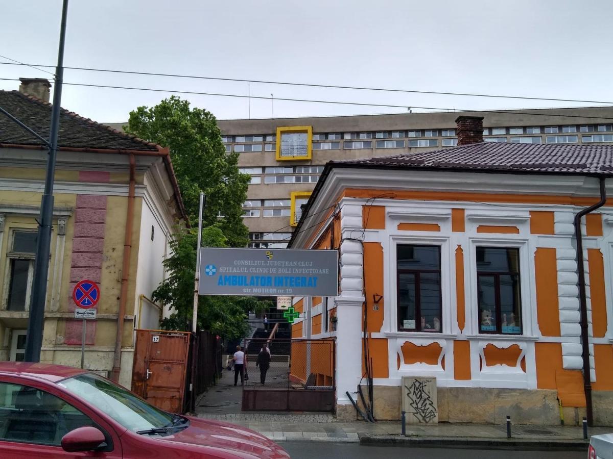 Апартаменти Garsoniera In Centru Клуж-Напока Екстер'єр фото